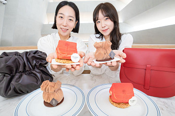 [포토] 패션 미학을 미각으로...한섬, ‘타임’ 핸드백 축소판 디저트 한정 판매