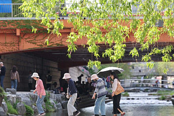 황사 지나간 자리 ‘건조 특보’...20도 안팎 큰 일교차 [날씨]