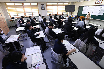 고1 첫 학평도 ‘킬러문항’ 논란…