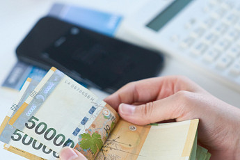 안정이냐 수익이냐...'청년미래적금' vs '청년형 ISA' 뭐가 더 이득일까