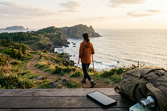 숏폼 시대, 고령자의 뇌를 보호하는 습관