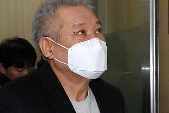 ‘통일교 청탁 의혹’ 건진법사 항소심 결심…특검 “1심 형량 유지해야”