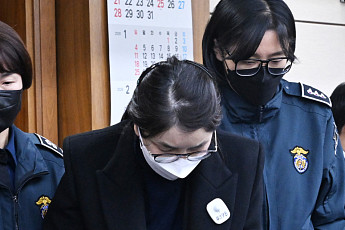 김건희 항소심 징역 4년…주가조작·통일교 샤넬백 추가 유죄 인정