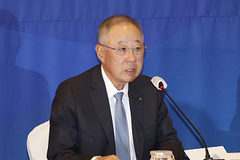 10대 그룹 5.2만명 뽑는다...류진 한경협 회장 “청년뉴딜, ‘대박 정책’ 될 것”