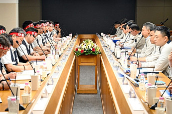 현대차, 임협 시작…노조, 성과급 30%·AI 고용 보장 요구