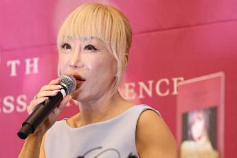 데뷔 40주년 조수미 “전국 투어·佛 국제 콩쿠르까지...새 음악 향해 계속 도전하고 파”[현장]