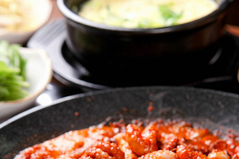 '2TV 생생정보' 오늘방송맛집- 장사의 신, 직화 주꾸미+피자 맛집 '화○○○'