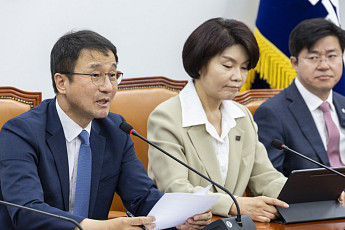 與 한병도 “국힘, 나무호 사건 정쟁화⋯안보 팔아 표 구걸”