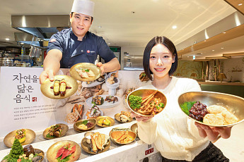 [포토] 현대그린푸드 “본가스시 ‘자연을 닮은 음식’ 맛보세요”