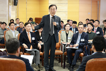 국토부, 주택건설업계 타운홀 미팅 개최⋯“공급 애로 신속 개선”