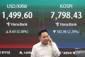 [환율마감] 원·달러 한달만 1500원대 등정, 외인 코스피 7일째 투매