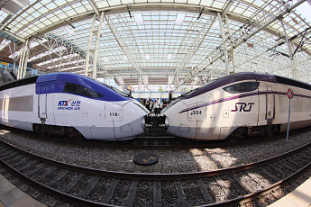 '함께 달리는 KTX-SRT' 중련열차 시범 운행  [포토로그]