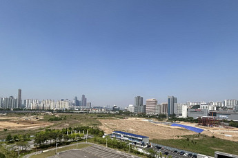 첫 삽 뜬 용산국제업무지구⋯주택 공급안은 7개월째 '평행선'