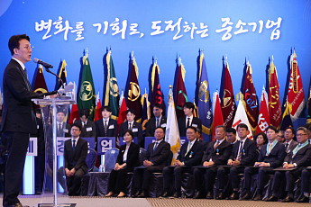 김민석 “중소기업 성장해야 경제체질 바뀐다”…150조 성장펀드·AI 전환 지원