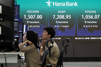 코스피, 외국인 10일째 ‘팔자’에 7200선 간신히 방어⋯삼전은 장막판 반등