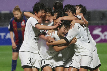 우승 혈투 속 역전패…수원FC 위민의 눈물 [종합]