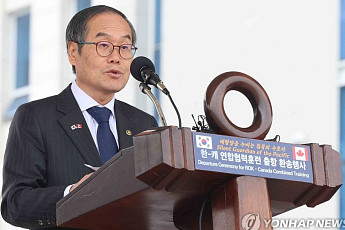 [단독] 이용철 방사청장 캐나다行…K잠수함 60조 수주전 힘 싣는다