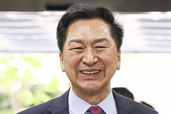 공판 출석하는 김기현 의원 [포토]