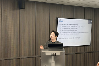 [현장에서] 고령층 금융 취약 해법은 “금융지식보다 행동”