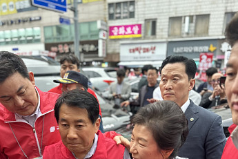 박근혜 지원 사격에 나동연 보수 결집, 조문관 읍소 전략 맞불