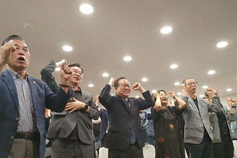 [속보]부산교육감 김석준 당선…교육격차 해소·미래교육 기반에 방점