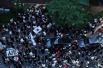 외신도 주목한 ‘투표용지’ 부족 사태…“서울 패배, 야당 재건 발판 될 수도”