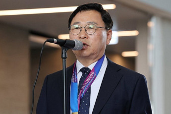 정근식 서울교육감 재선 성공, 첫 출근길 
