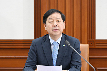 구윤철 