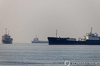 美·이란 합의 기대감에 국제유가 4%대 급락…두 달 만에 최저