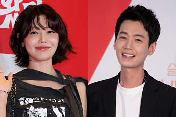 '대표 장수 커플' 수영ㆍ정경호, 14년 만 결별⋯SNS도 언팔로우