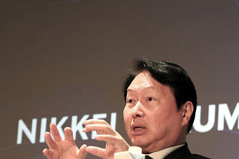 최태원 SK그룹 회장 “차기 반도체 공장입지, 종합적인 상황 고려해 결정”