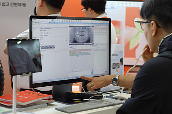 오스템임플란트, 전자차트 ‘원클릭’ AI 기능 대폭 확대…업무 효율성 증대