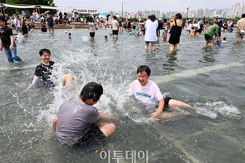 [내일 날씨] 낮 최고 30도 안팎 초여름 더위…강원 내륙 한때 소나기