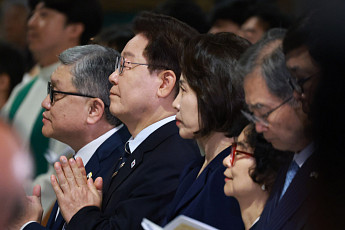 바티칸서 평화 메시지 낸 李 