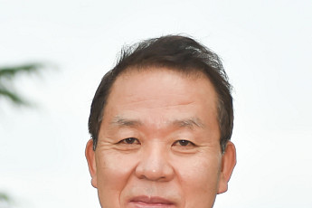 법무법인 율촌, 김이수 전 헌재소장 권한대행 고문 영입