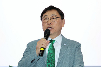 “의무교육 넘어 기본교육으로”…정근식 2기 공약추진위 출범