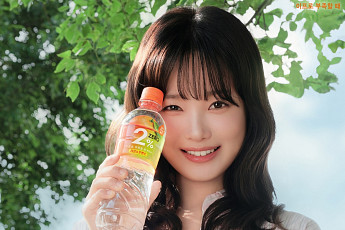 싱어송라이터 한로로, 롯데칠성 ‘2% 부족할 때’ 새 얼굴 됐다