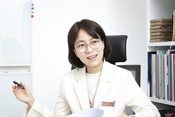 “소아 백혈병 치료, ‘재발 예방’ 중심으로 바뀌어야” [메디컬 줌인]