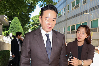 중앙그룹 계열사 회생 심리 본격화…홍정도 “법원 판단 성실히 따를 것”