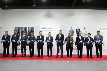 LIG D&A, 창립 50주년 맞아 한국전 참전용사 헌정 사진전