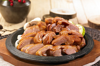 '2TV 생생정보' 오늘방송맛집- 가수 임주리 & 재하 단골! 통오리 밀쌈 맛집 '너○○○'