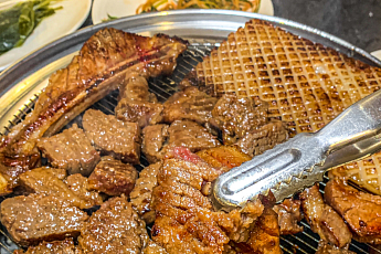 '2TV 생생정보' 오늘방송맛집- 국민 메뉴! 돼지갈비 vs 제육볶음 맛집 승자는?
