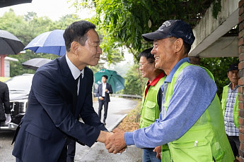 최정호 익산시장 취임…“광역복합환승센터·반도체 특화단지 추진”