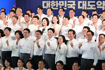 강훈식, 與 워크숍서 ‘대체불가 대한민국’ 강조