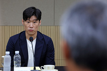 박지성 “한국 축구 지금까지 했던 대론 안 돼”...K-축구 혁신위 전격 출범[현장]