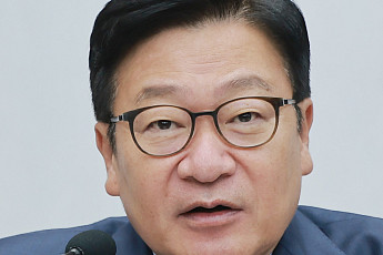 정점식 