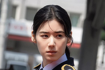 제복 입은 정은채 떴다⋯'재벌X형사 2' 첫 스틸 공개
