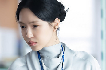 '연기력 논란' 손나은, 총 들고 첫 액션 연기⋯결과는?