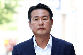 ‘우방국에 계엄 정당화’ 김태효 구속영장…신원식은 제외