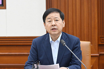 구윤철 